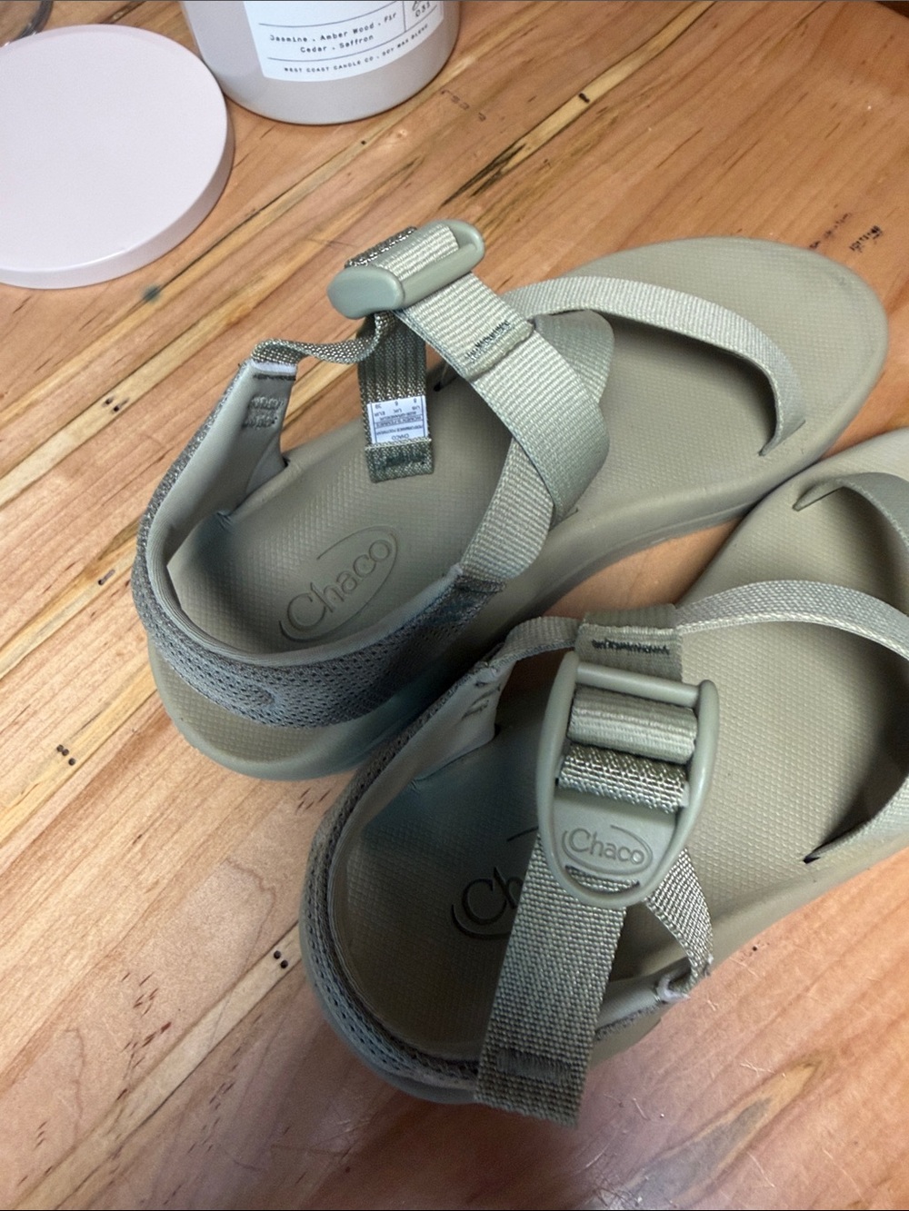 Chaco women’s Olive Green Strappy Sandals - Picture 6 of 6